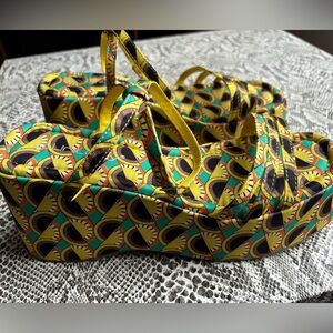 Women’s sandals,strappy wedge platform, various sizes, new